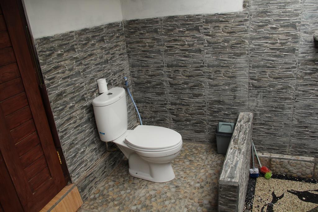 Dina Home Stay At Desa Wisata Wongayagede จาตีลูวีห์ ภายนอก รูปภาพ